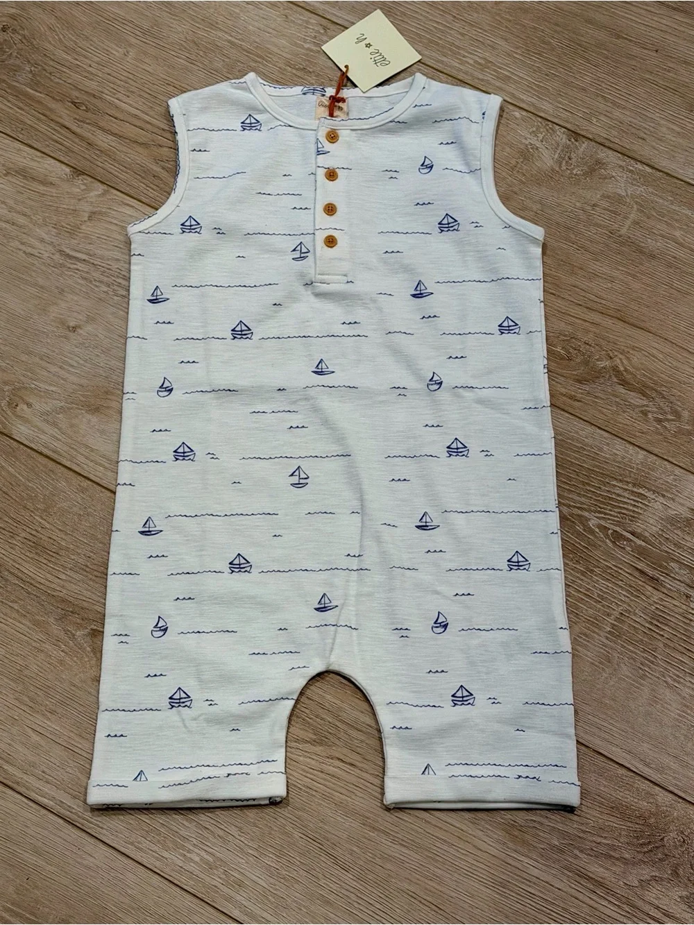 NWT Ettie and H Ivory Boats Romper 3Y